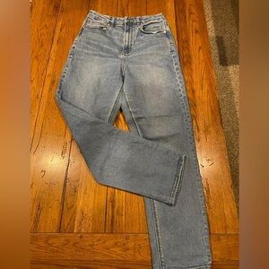 American Eagle curvy mom jean size 6